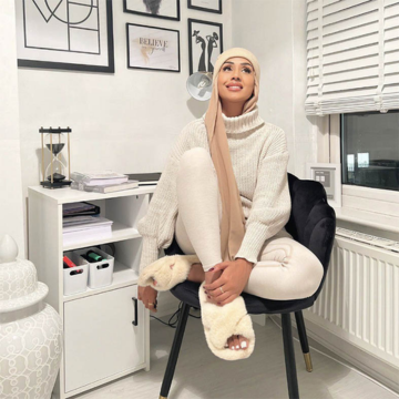 Fashionable Loungewear For Work-From-Home Professionals: Comfort Meets Style