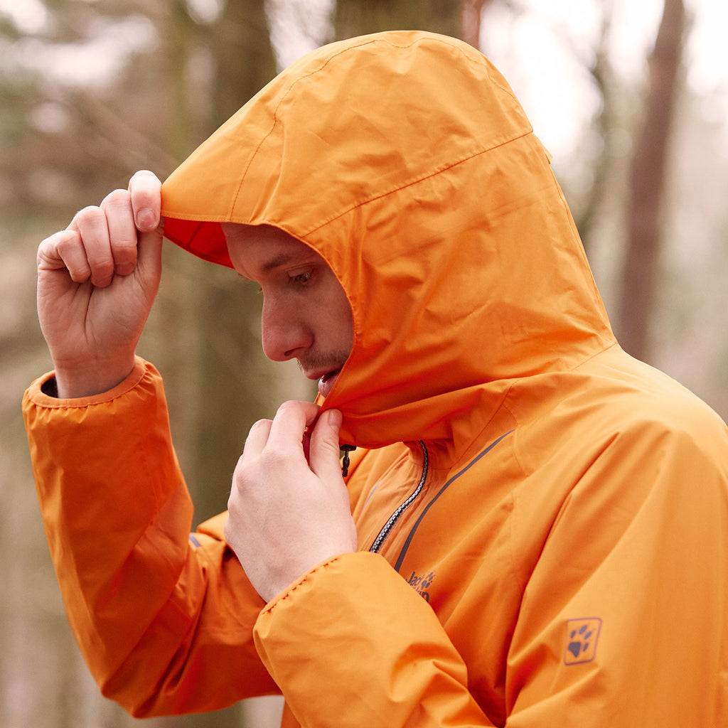 Cleaning Your Waterproof Jackets-Cleaning And Reproofing